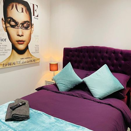 Salt Hill Windsor Legoland Eton Heathrow Luxury 2 Bed 1 Bath Free Parking Appartement Slough Buitenkant foto