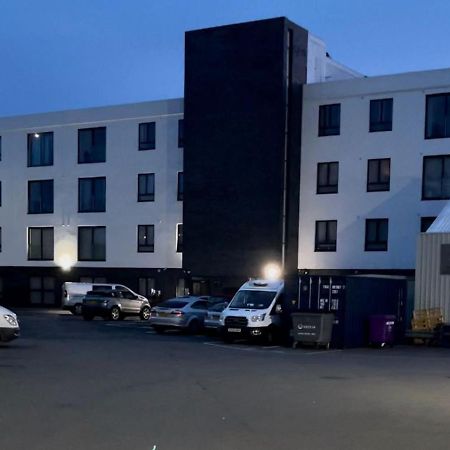 Salt Hill Windsor Legoland Eton Heathrow Luxury 2 Bed 1 Bath Free Parking Appartement Slough Buitenkant foto