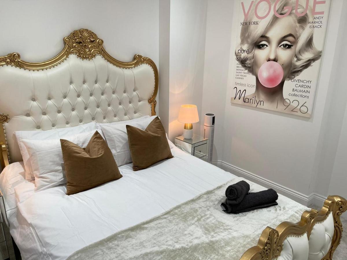 Salt Hill Windsor Legoland Eton Heathrow Luxury 2 Bed 1 Bath Free Parking Appartement Slough Buitenkant foto