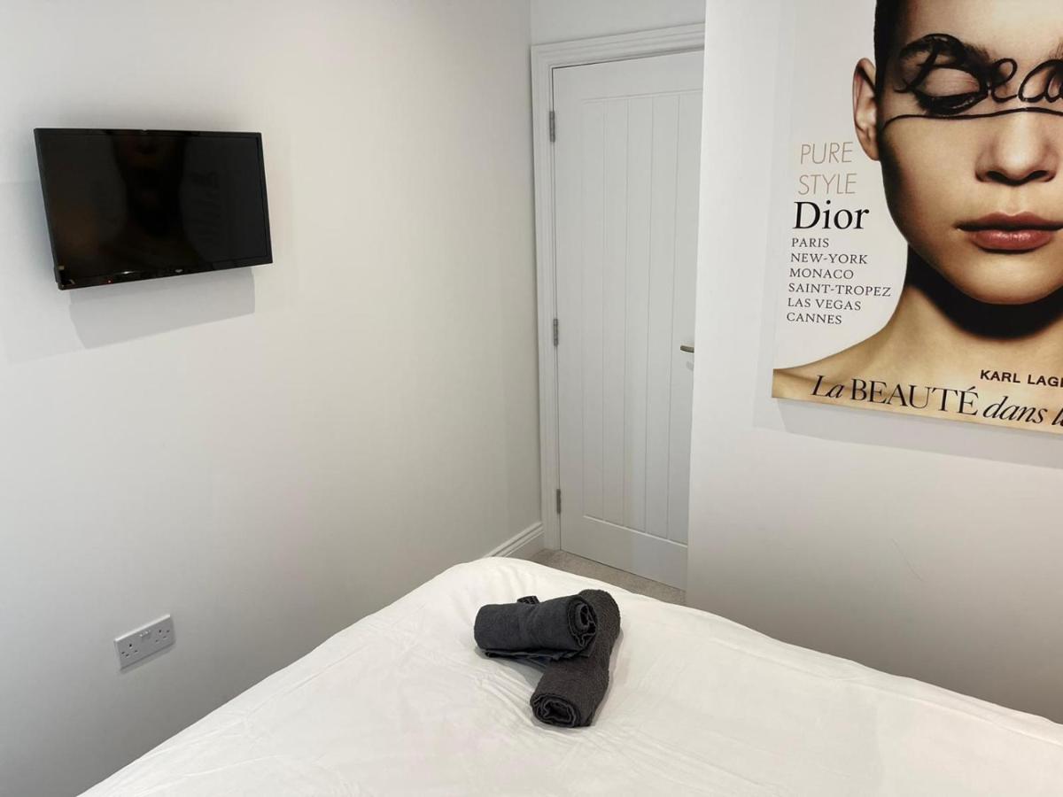 Salt Hill Windsor Legoland Eton Heathrow Luxury 2 Bed 1 Bath Free Parking Appartement Slough Buitenkant foto